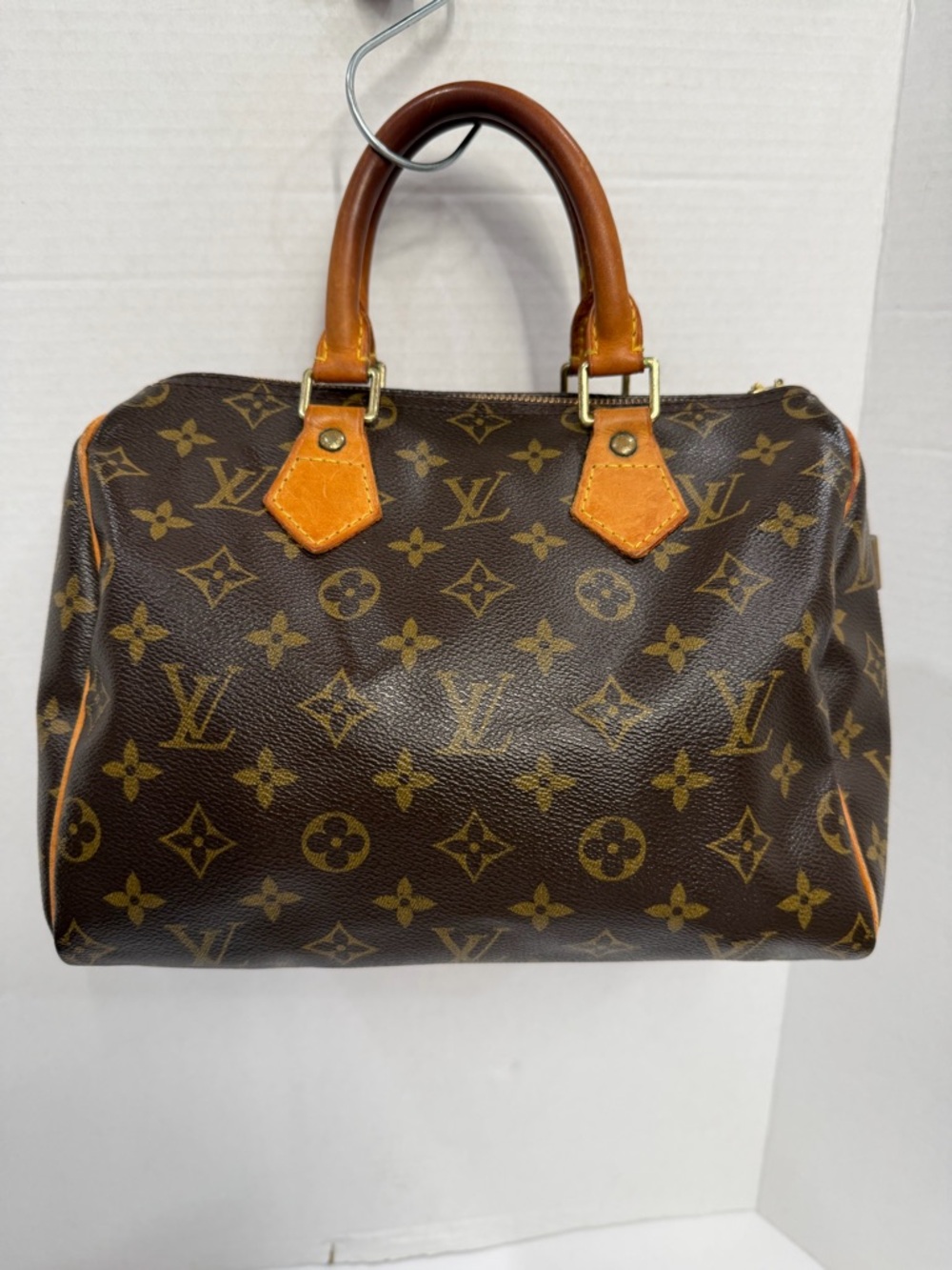 Louis Vuitton Handbag Monogram Speedy 25 small call out in zipper